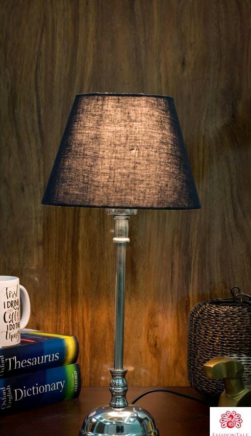 ELEGANT BLACK TABLE LAMP-MOMTL001